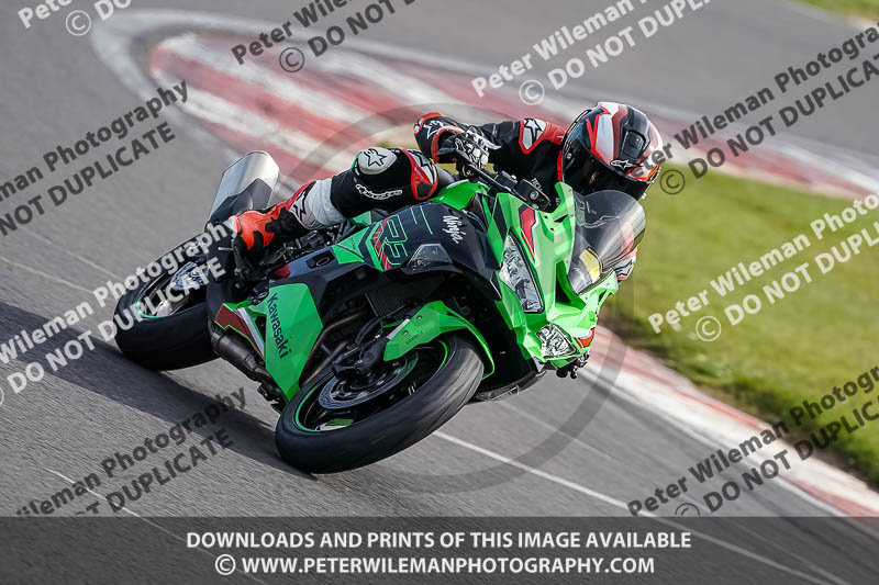 donington no limits trackday;donington park photographs;donington trackday photographs;no limits trackdays;peter wileman photography;trackday digital images;trackday photos
